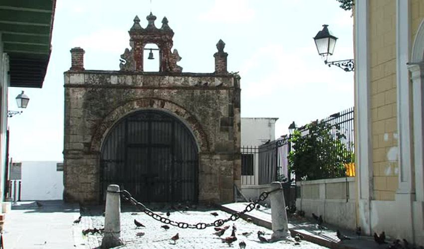 The street of the Capilla del Cristo in Old San Juan